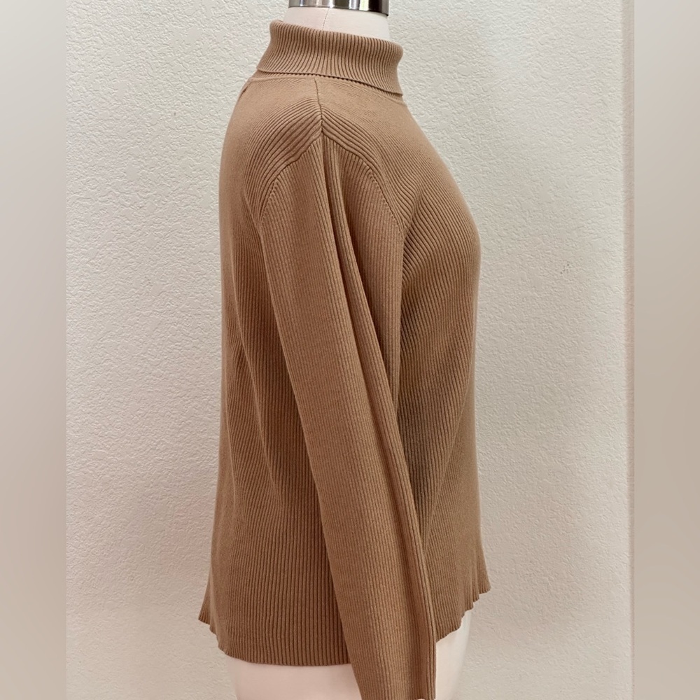 Appleseeds 2X brown t-neck sweater - Picture 4 of 7